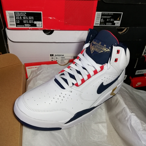 NIKE AIR FLIGHT "DNA" PREMIUM MEN'S US SIZE 9 BRAND NEW IN BOX - Picture 4 of 10